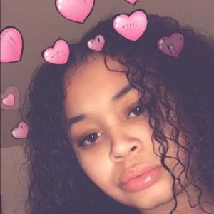 Meet your Posher, Sharie